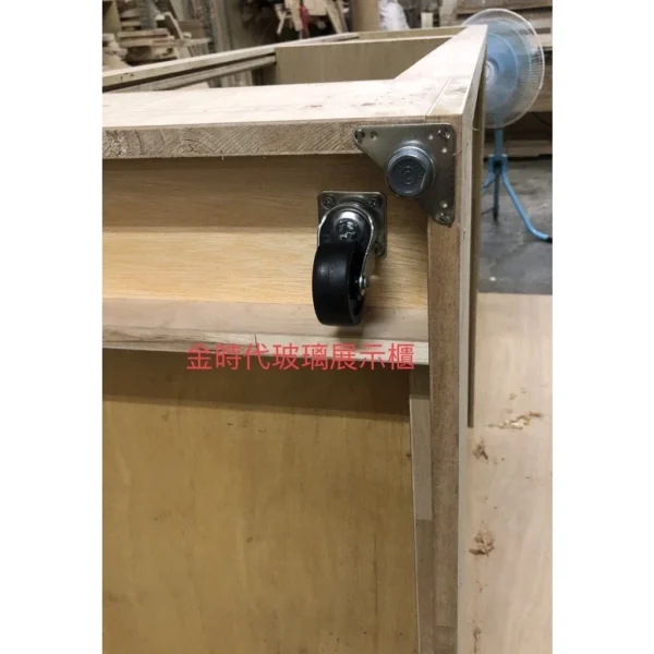 01-訂製精品展示櫃