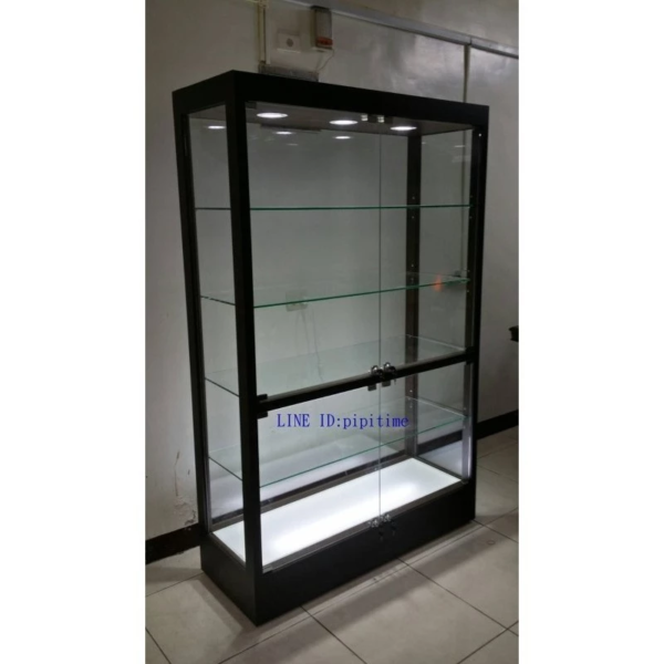 tw-11134201-7r98s-lw5v4d9pm2m360@resize_w900_nl.webp 15-強化門片&4尺高亮度LED燈箱精品展示櫃