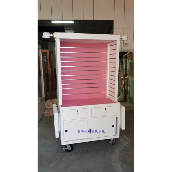 tw-11134201-7r98v-lw5v2pg15pdzc9.webp 08-高亮度LED多功能飾品車台