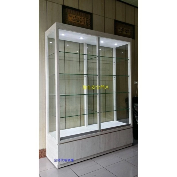04-5尺五層高亮度LED精品展示櫃