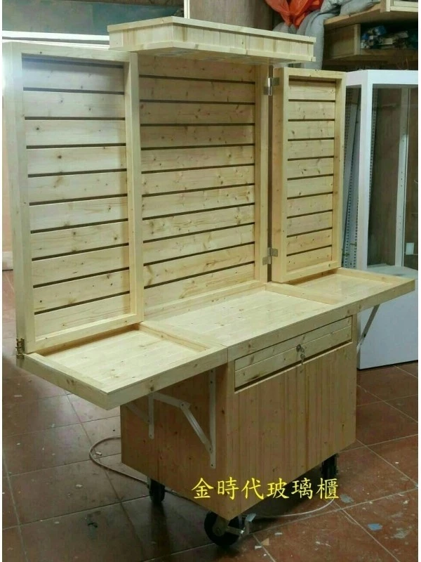 01-多功能LED杉木飾品車