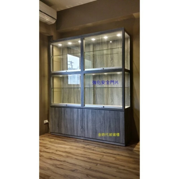 tw-11134201-7r98y-lw5v43ipvotgd5@resize_w900_nl.webp 15-訂製高亮度3尺LLED精品展示櫃