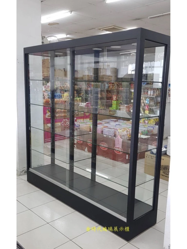 07-訂製高亮度LED精品展示櫃