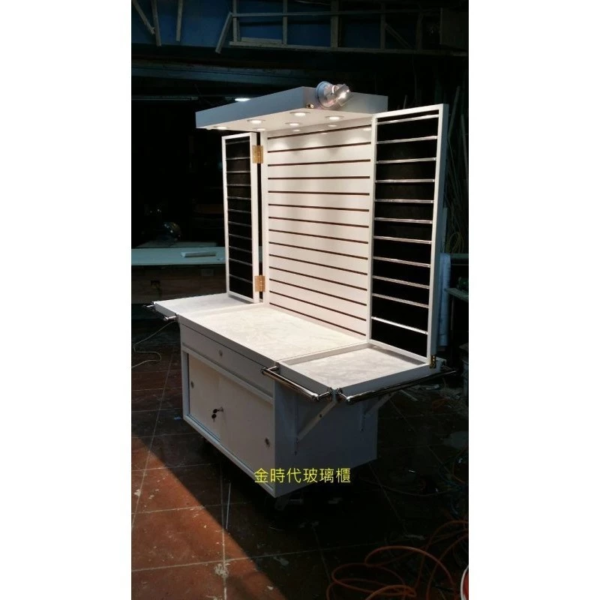 tw-11134201-7r992-lw5v438qab3z15-1.webp 06-多功能飾品車台