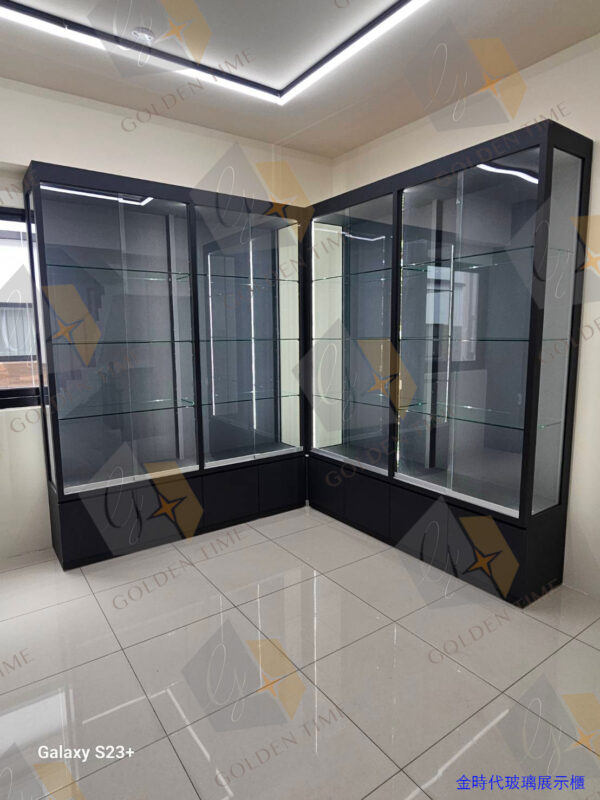 09-全分離式現場組裝訂製展示櫃