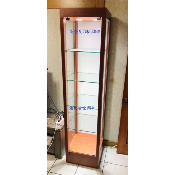 20-強化門片+高亮度LED展示櫃