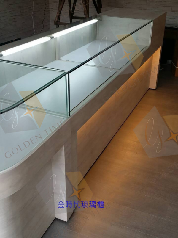 04-手機珠寶手錶展示櫃