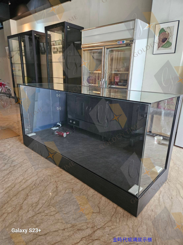 17-手機珠寶手錶展示櫃