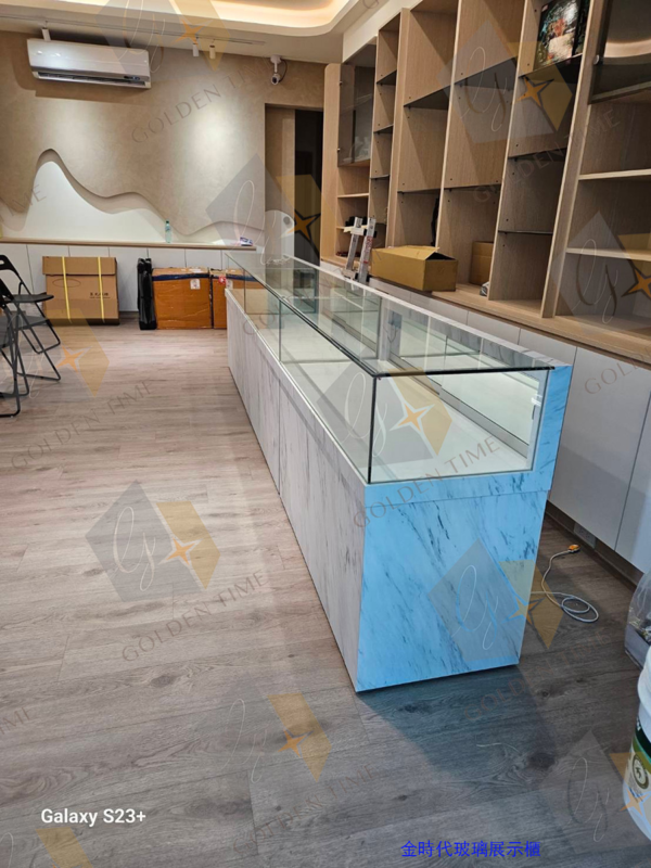 15-手機珠寶手錶展示櫃